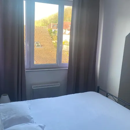 Maison Bord De 度假居 *